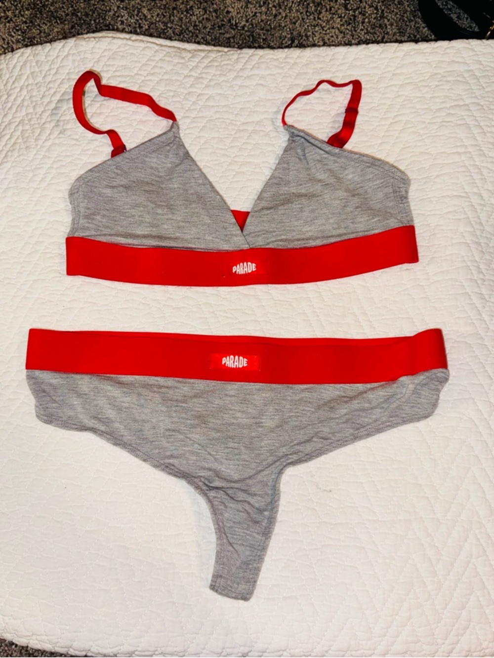 👑 Size Xsmall Parade Grey & Red Triangle Bralette Set